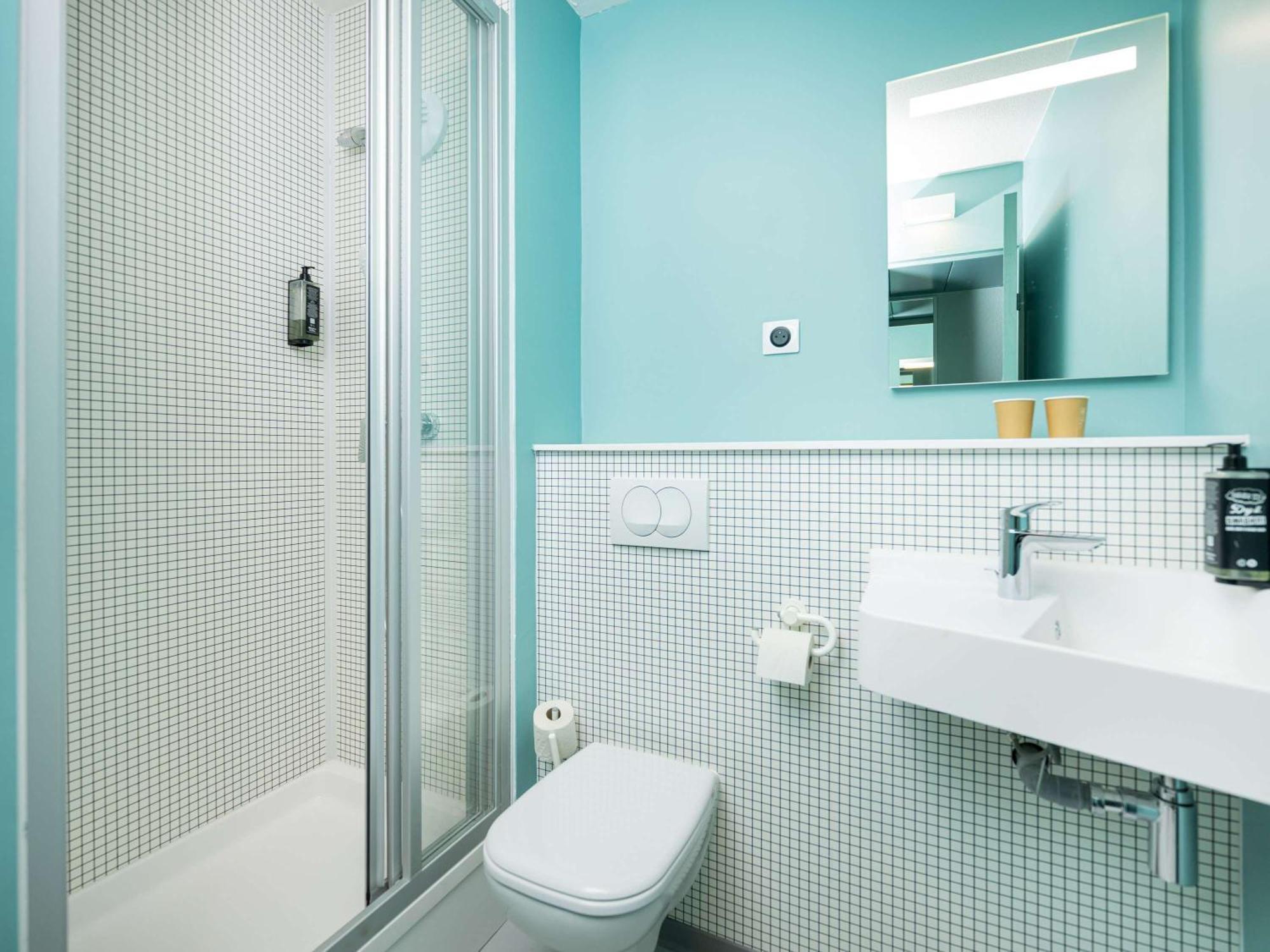 Ibis Budget Lyon Caluire Cite Internationale Exterior foto