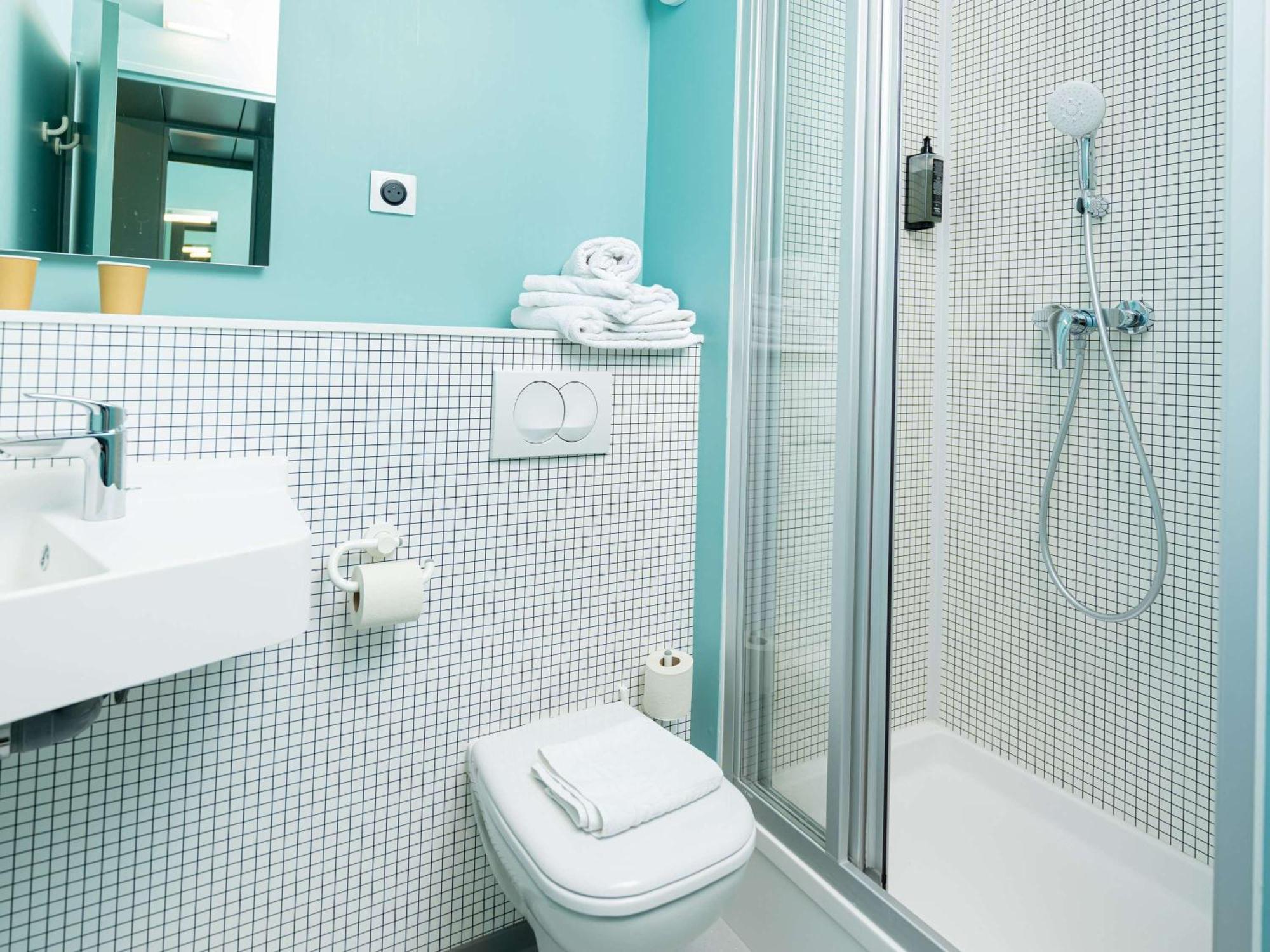 Ibis Budget Lyon Caluire Cite Internationale Exterior foto