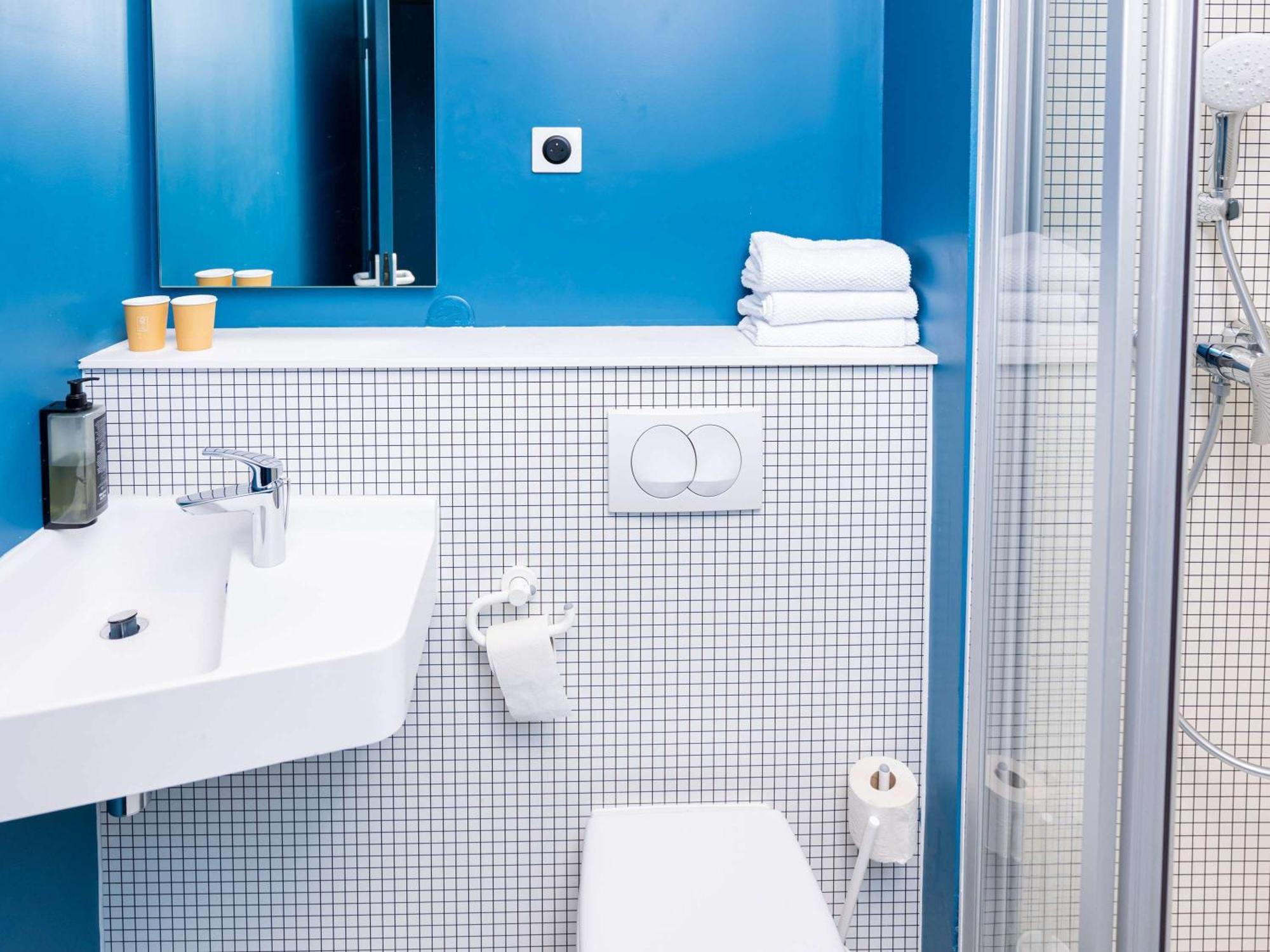 Ibis Budget Lyon Caluire Cite Internationale Exterior foto